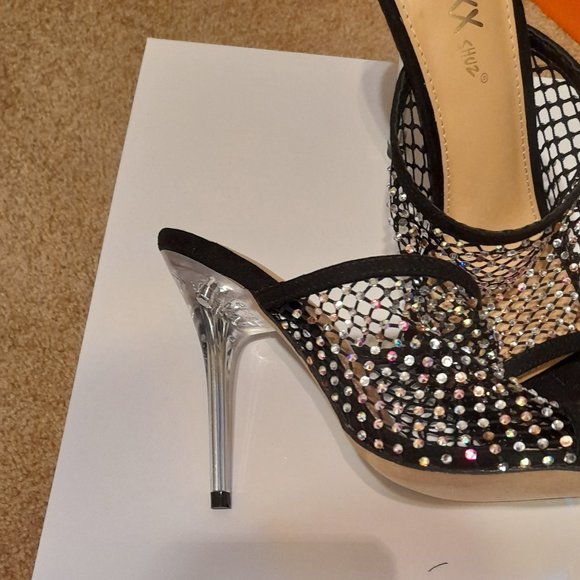 NEW Mixx Shuz Black Rhinestone Veko Sandal Size 6 - Picture 3 of 6